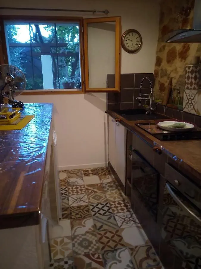Apartment 2 Pieces, Proche Centre Ville, Gip Asfo, Jardin Et Parking Privatifs Grasse